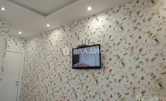 Продажа 2-комн квартиры на вторичном рынке улица Сосенский Стан,  д. 11