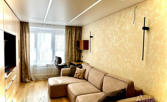 Продажа 4-комн квартиры на вторичном рынке ул Архитектора Власова,  д. 6