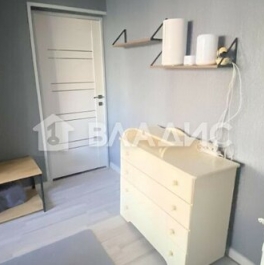 Продажа 3-комн квартиры на вторичном рынке Защитников Москвы пр-кт,  д. 13