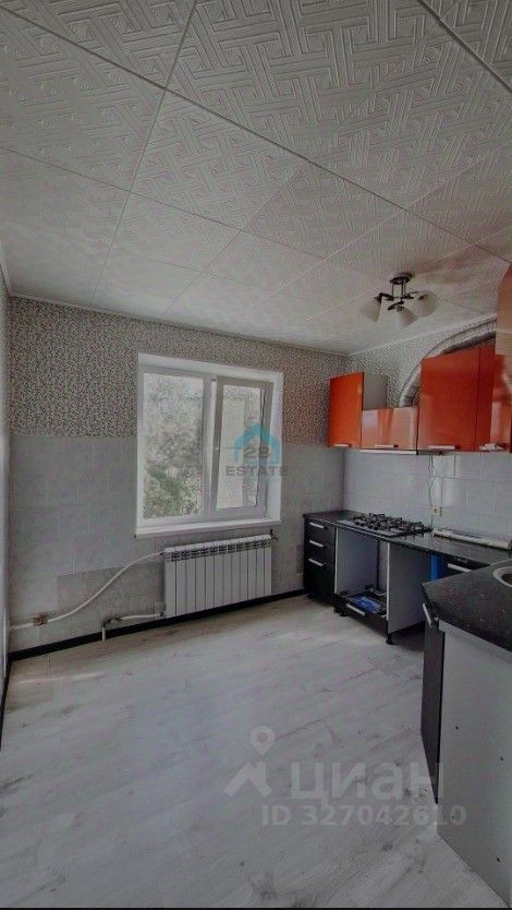 Продажа 3-комн квартиры на вторичном рынке д. Жельцы, 11