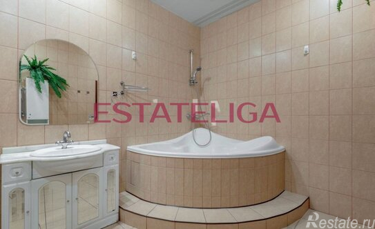 Аренда 3-комн квартиры на вторичном рынке Тверской-Ямской 1-й пер,  д. 11