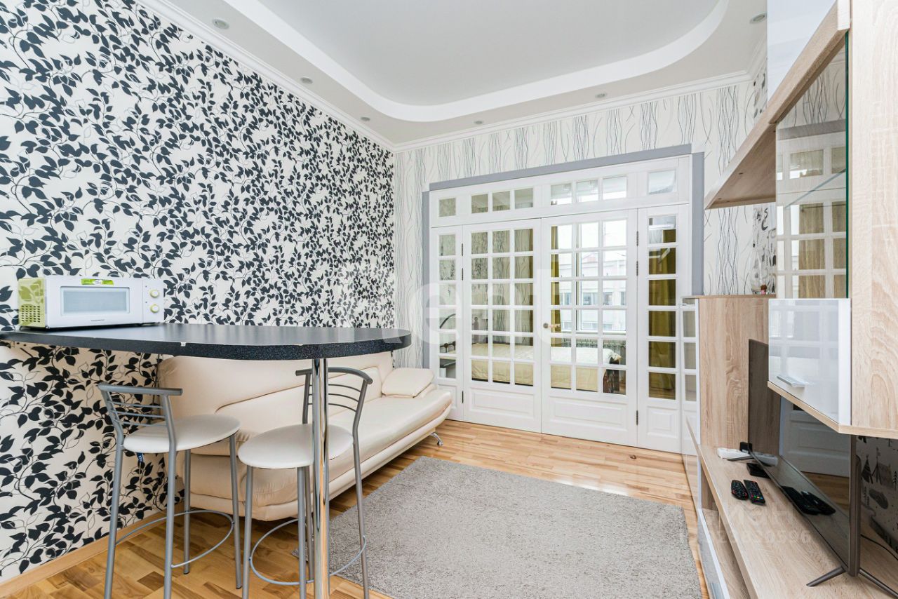 Аренда 1-комн квартиры на вторичном рынке Мосфильмовская улица, 8