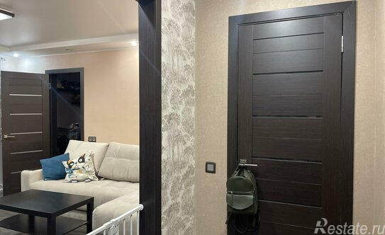 Продажа 2-комн квартиры на вторичном рынке Волхов, ул Новгородская,  д. 14