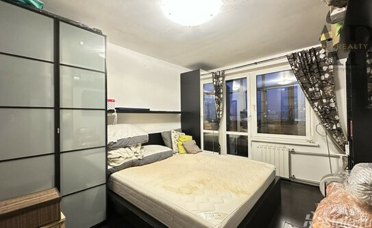 Продажа 3-комн квартиры на вторичном рынке ул Чертановская,  д. 4