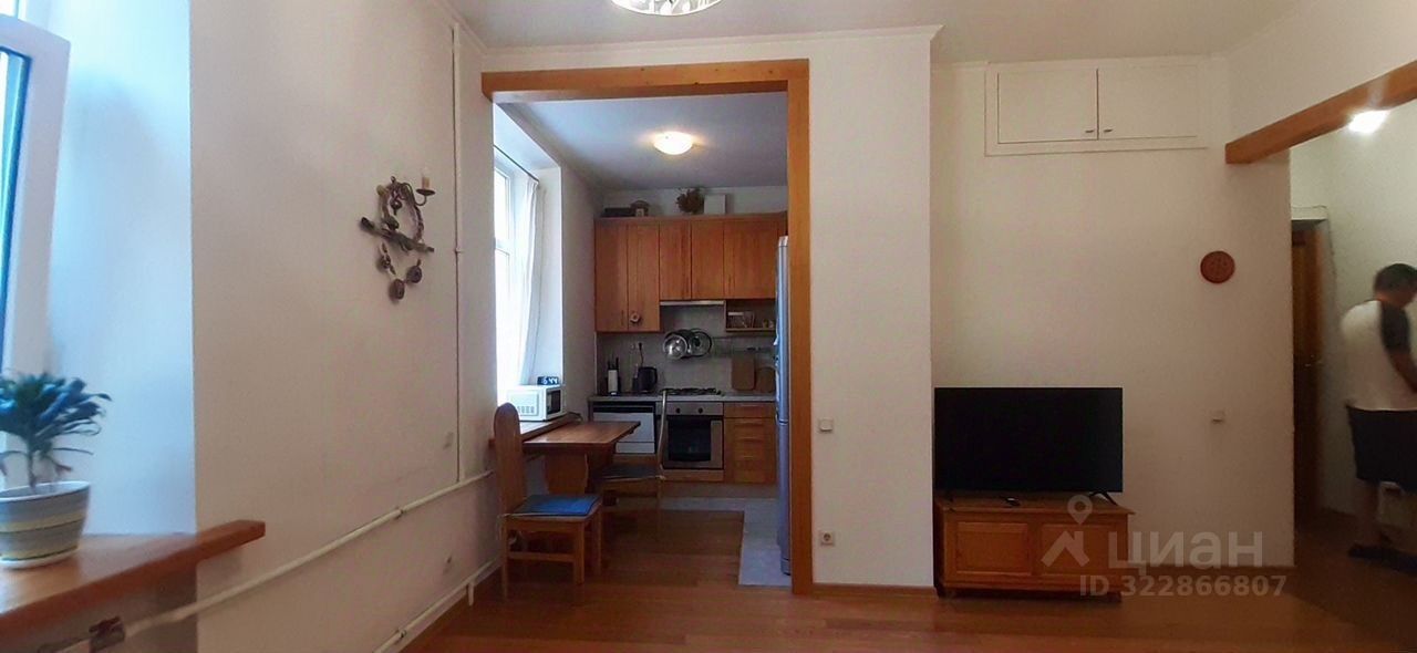 Продажа 2-комн квартиры на вторичном рынке Пушкин, улица Красной Звезды, 1/5