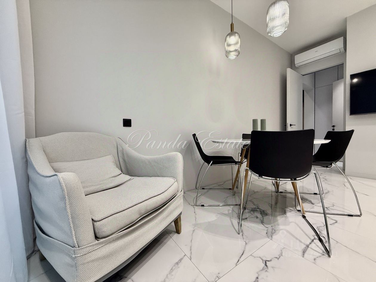 Продажа 2-комн квартиры на вторичном рынке Ходынская улица, 2