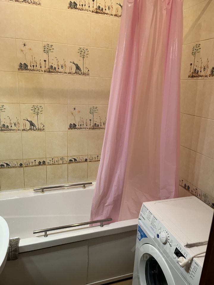 Аренда 1-комн квартиры на вторичном рынке Химки, улица Горшина, 1