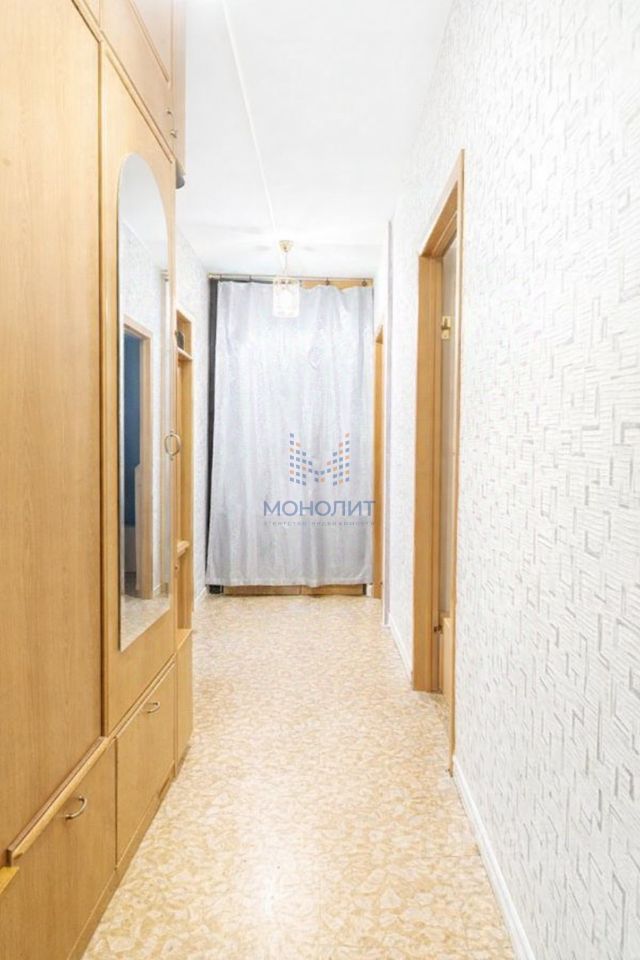 Продажа 3-комн квартиры на вторичном рынке Калининец пгт, 265