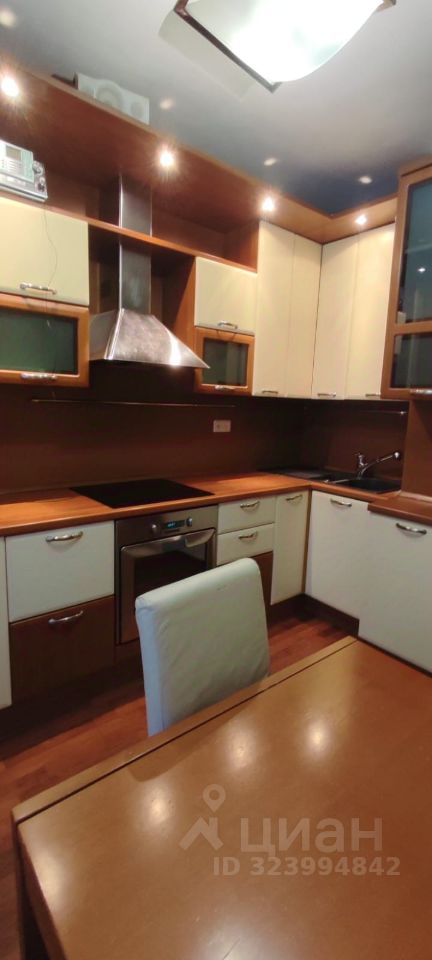 Аренда 2-комн квартиры на вторичном рынке Луганская улица,  д. 1