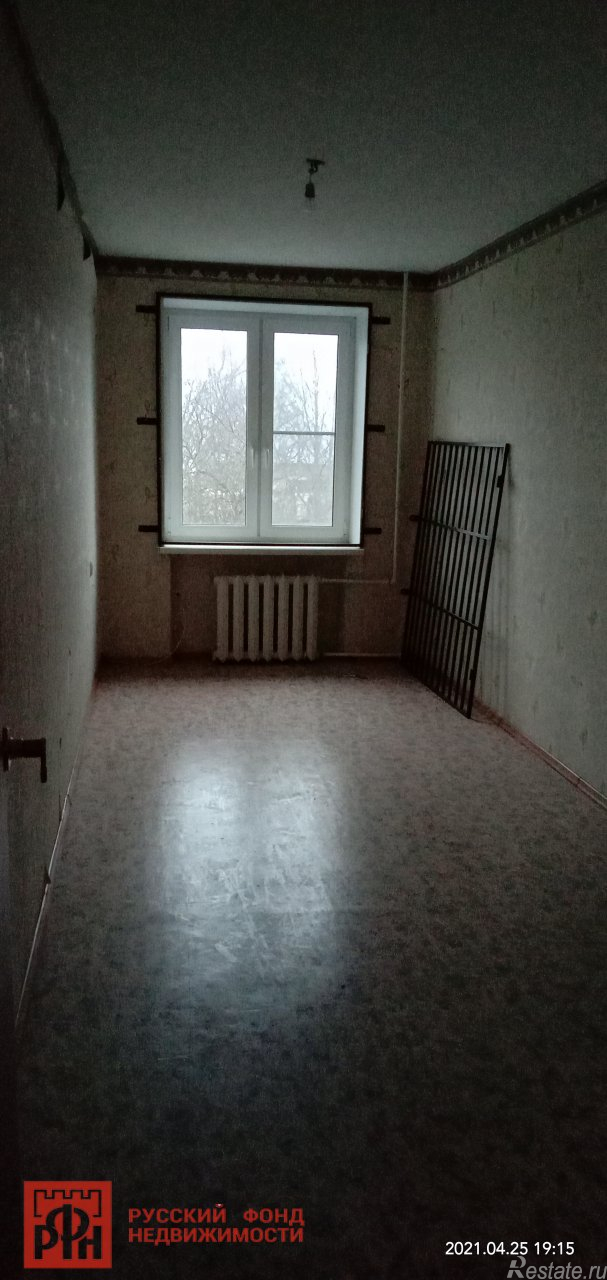 Продажа 3-комн квартиры на вторичном рынке Приозерск г., Привокзальная ул. ,  д. 5