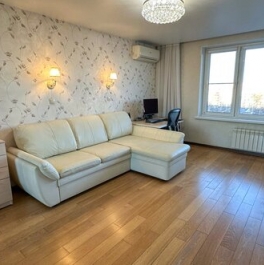 Продажа 2-комн квартиры на вторичном рынке Мурановская улица,  д. 10