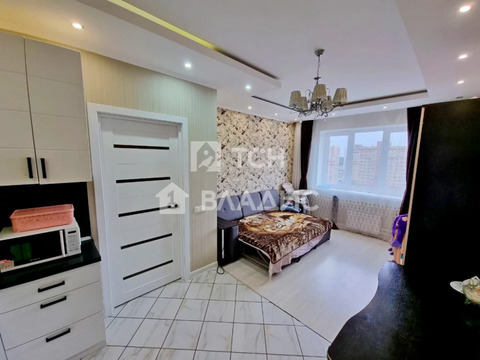 Продажа 1-комн квартиры на вторичном рынке Свердловский, улица Строителей,  д. 12