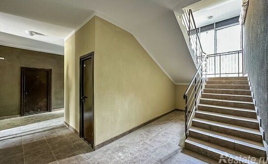 Продажа 3-комн квартиры на вторичном рынке Трубачеевка, Центральная улица,  д. 1