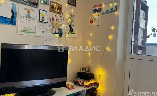 Продажа 2-комн квартиры на вторичном рынке Зенино, улица Камова,  д. 9 к3