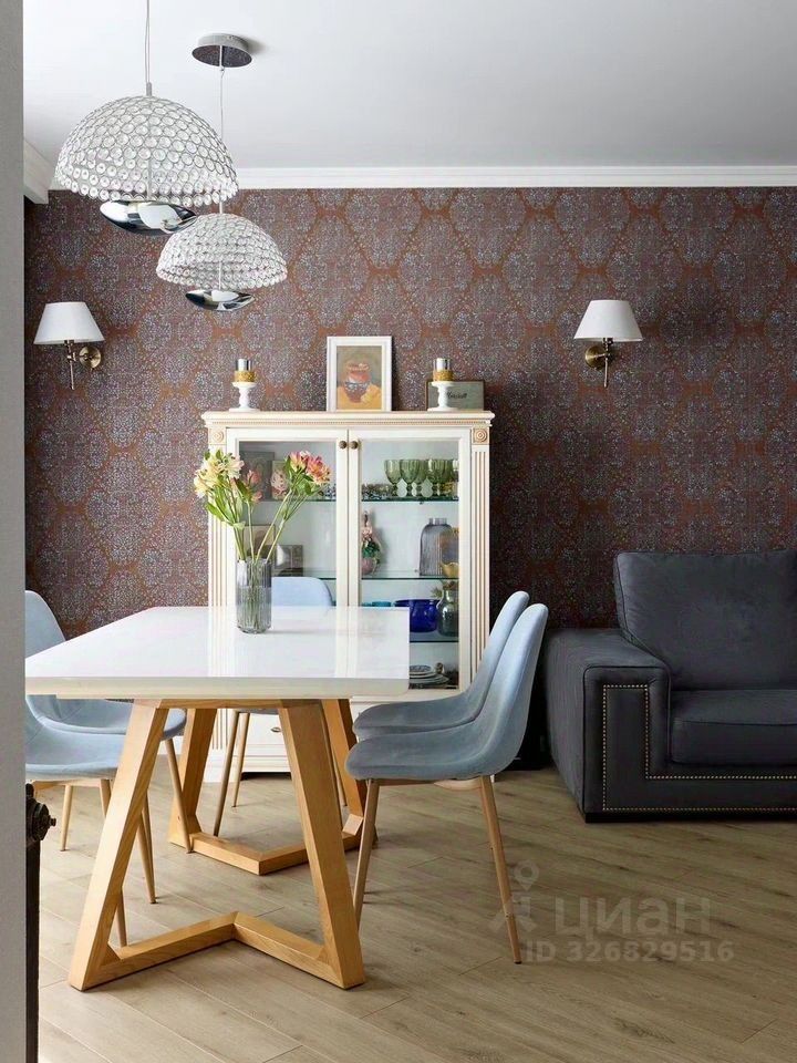 Продажа 4-комн квартиры на вторичном рынке Кременчугская улица, 13к2