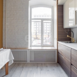 Продажа 2-комн квартиры на вторичном рынке Красноармейская 12-я ул,  д. 10