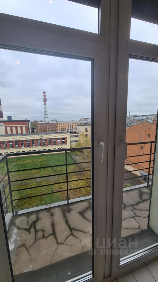 Продажа 2-комн квартиры на вторичном рынке 8-я Советская улица, 54