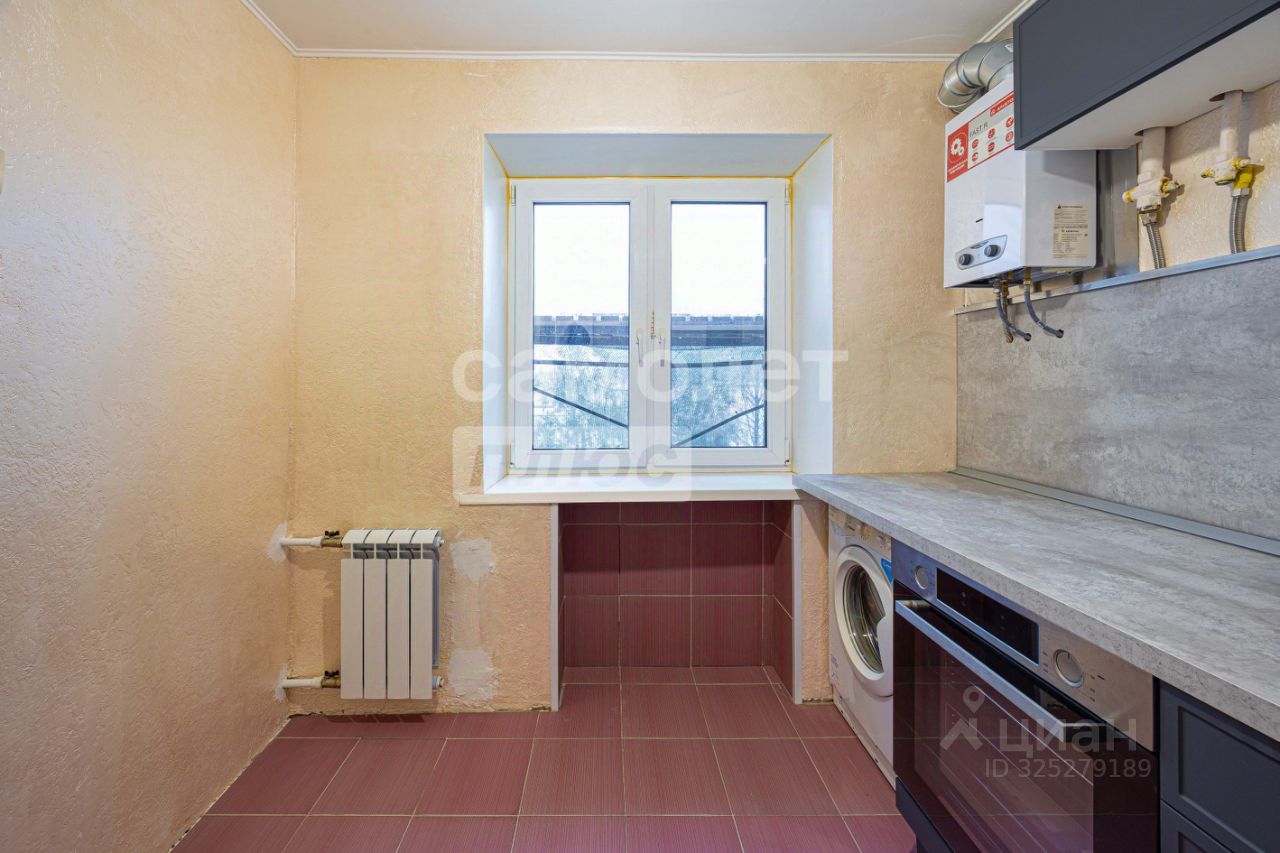 Продажа 2-комн квартиры на вторичном рынке Климовск мкр, улица Заводская,  д. 10