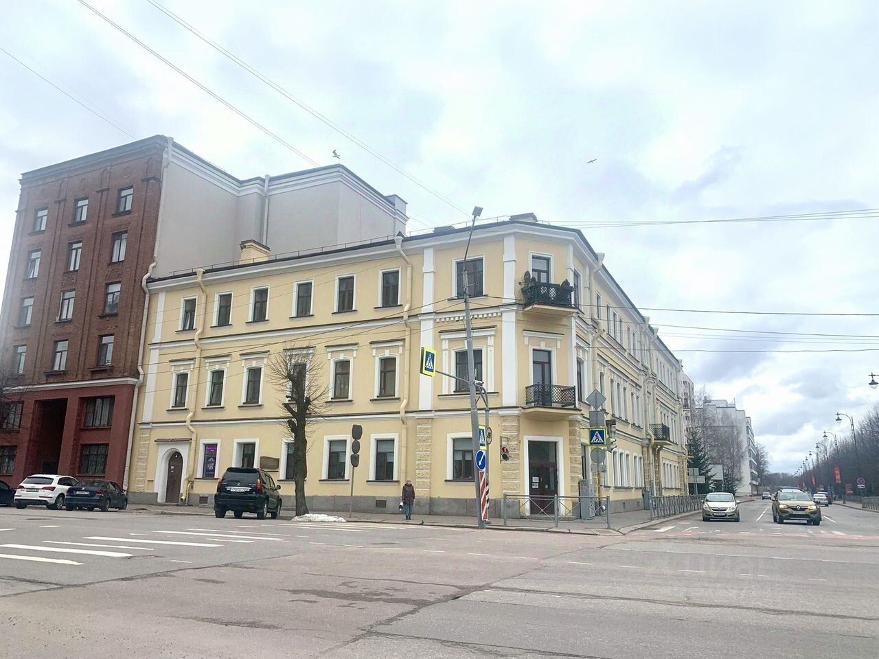 Продажа 3-комн квартиры на вторичном рынке Выборг, Ленинградский проспект, 14