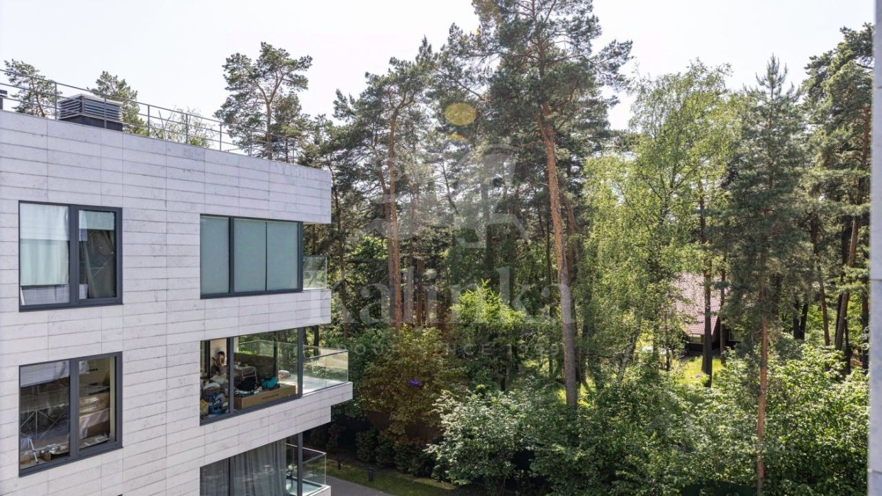 Продажа 2-комн квартиры на вторичном рынке д. Барвиха, Рублево-Успенское шоссе, 8-й км,  д. 117