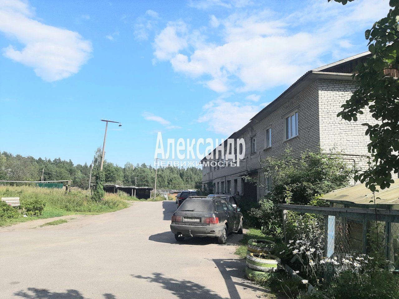 Продажа 3-комн квартиры на вторичном рынке Приозерск, Ленинградское шоссе, 63а