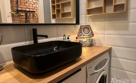 Продажа 3-комн квартиры на вторичном рынке Альпийский пер,  д. 28