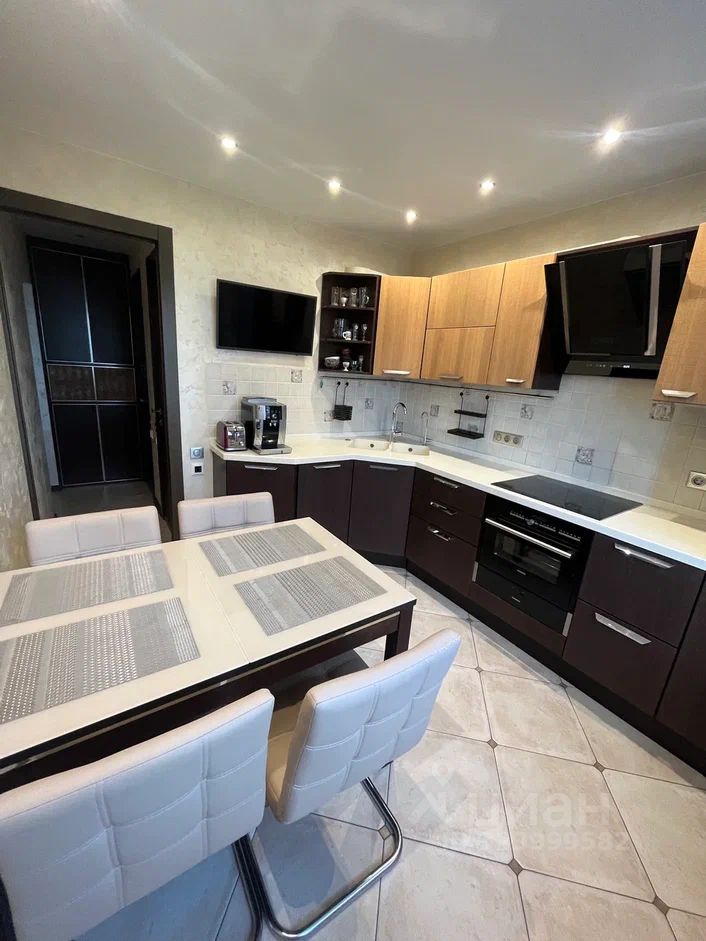 Продажа 2-комн квартиры на вторичном рынке Ельнинская улица, 20к1