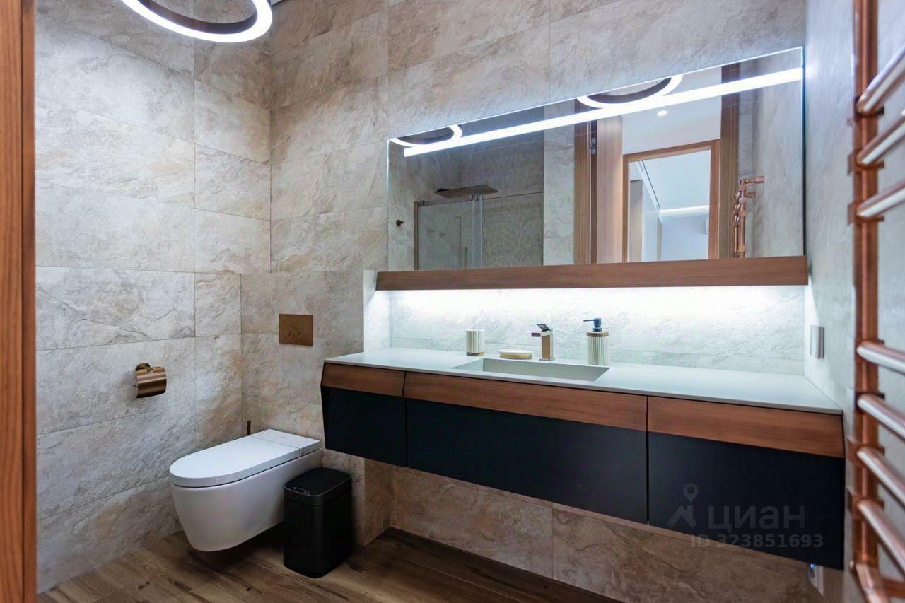 Продажа 2-комн квартиры на вторичном рынке Мосфильмовская улица, 1А