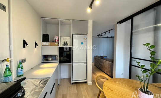 Продажа 2-комн квартиры на вторичном рынке улица Пудовкина,  д. 17