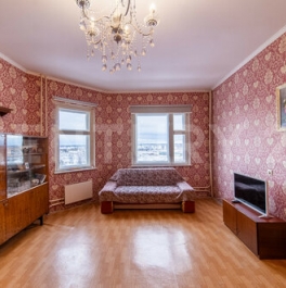 Продажа 2-комн квартиры на вторичном рынке ул Центральная,  д. 8,  к. 1
