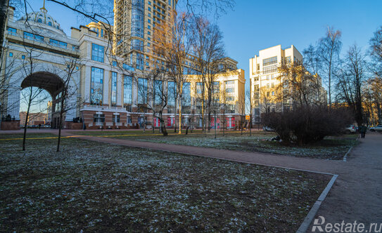 Продажа 2-комн квартиры на вторичном рынке Московский пр-кт,  д. 183-185