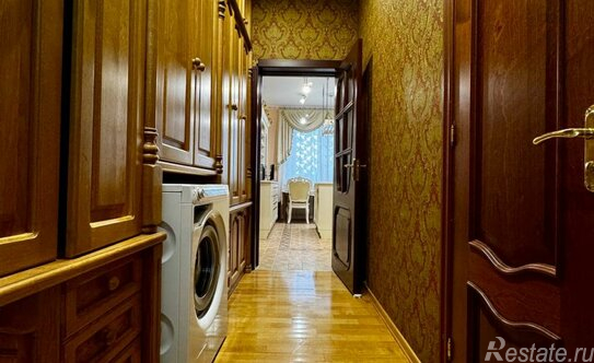 Продажа 5-комн квартиры на вторичном рынке Одинцово, ул Новоспортивная,  д. 4,  к. 2