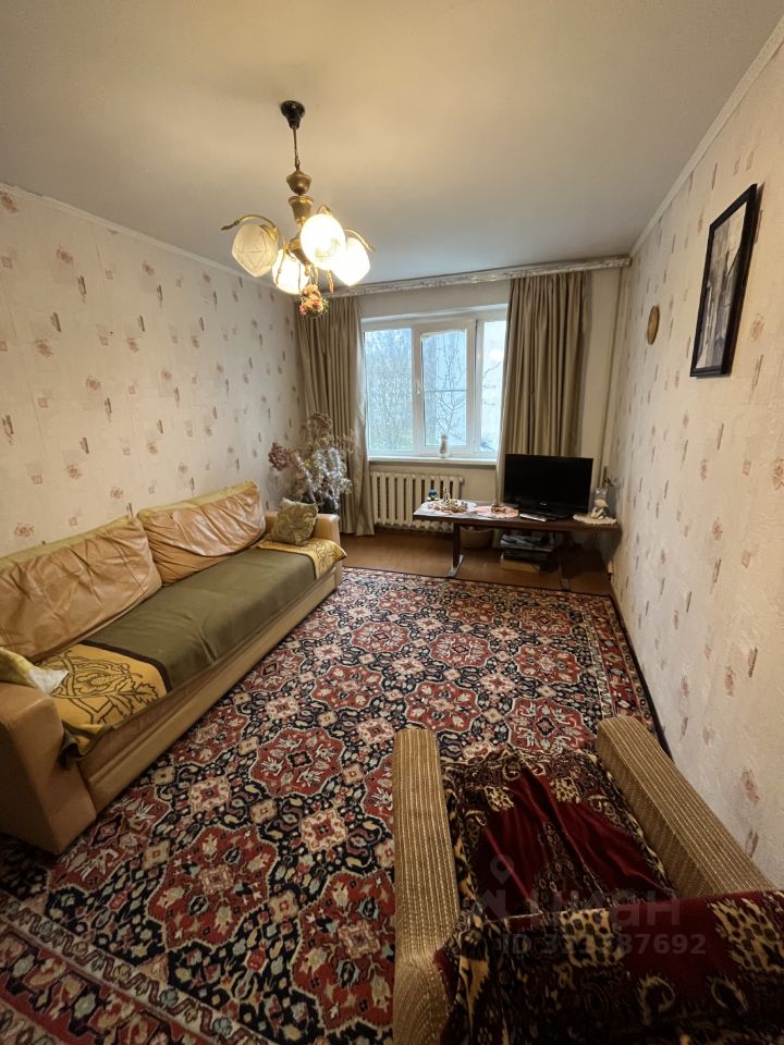 Продажа 3-комн квартиры на вторичном рынке Высоковск, улица Ленина, 29