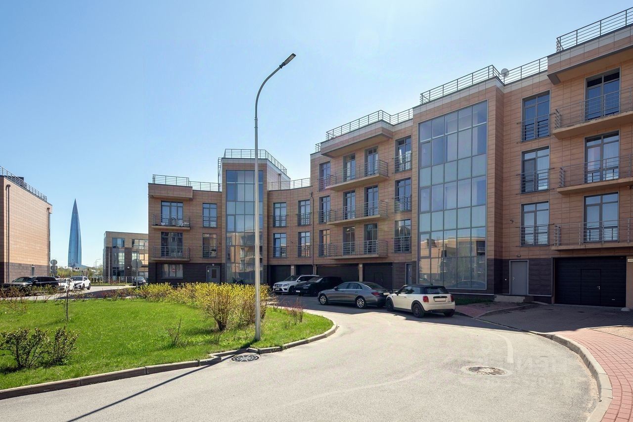 Продажа 3-комн квартиры на вторичном рынке улица Новая, 51к1