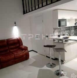 Продажа студии Колокольная ул, д. 5 Продажа студии Колокольная ул, д. 5