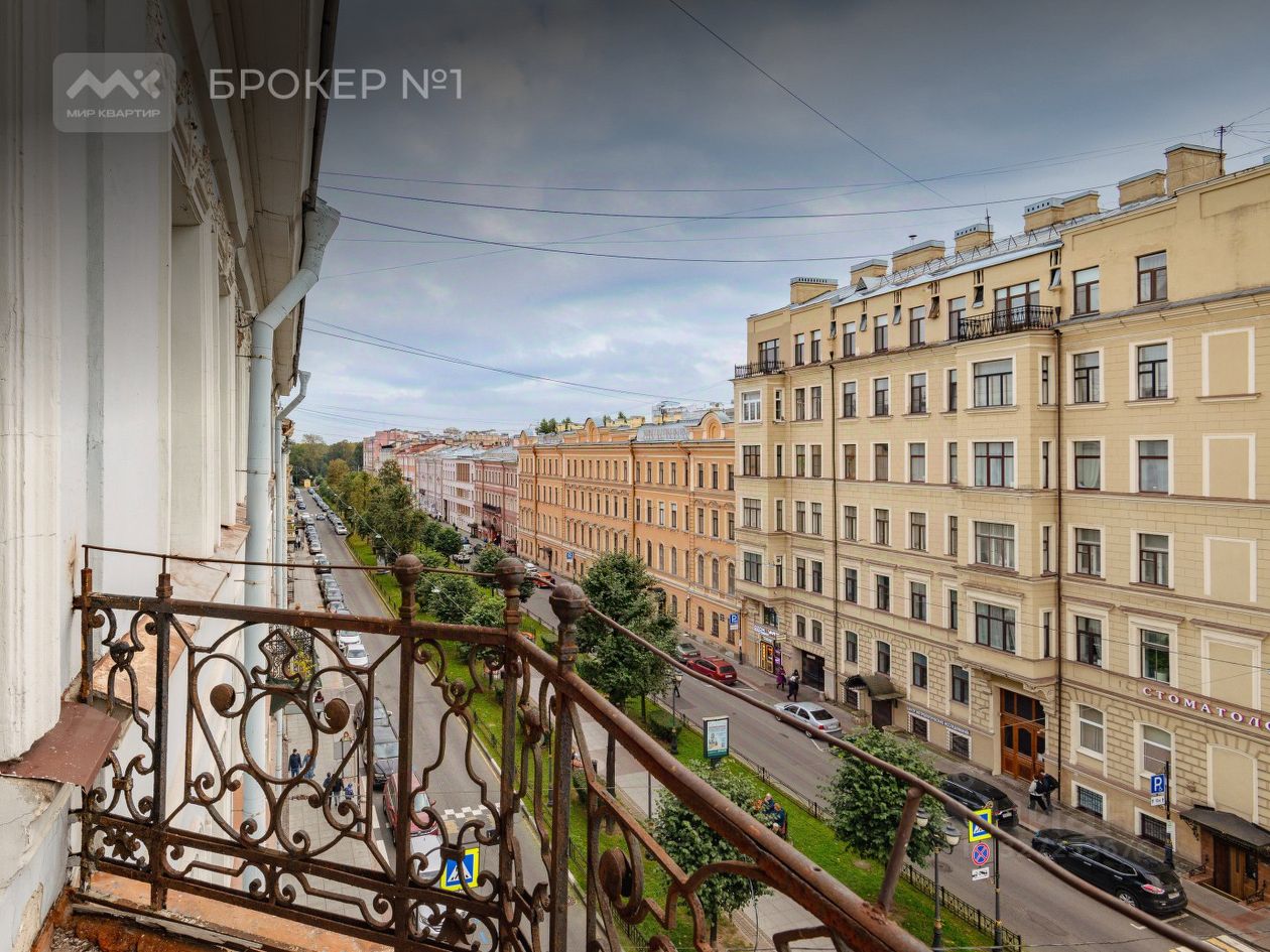 Продажа 6-комн квартиры на вторичном рынке Фурштатская улица, 42