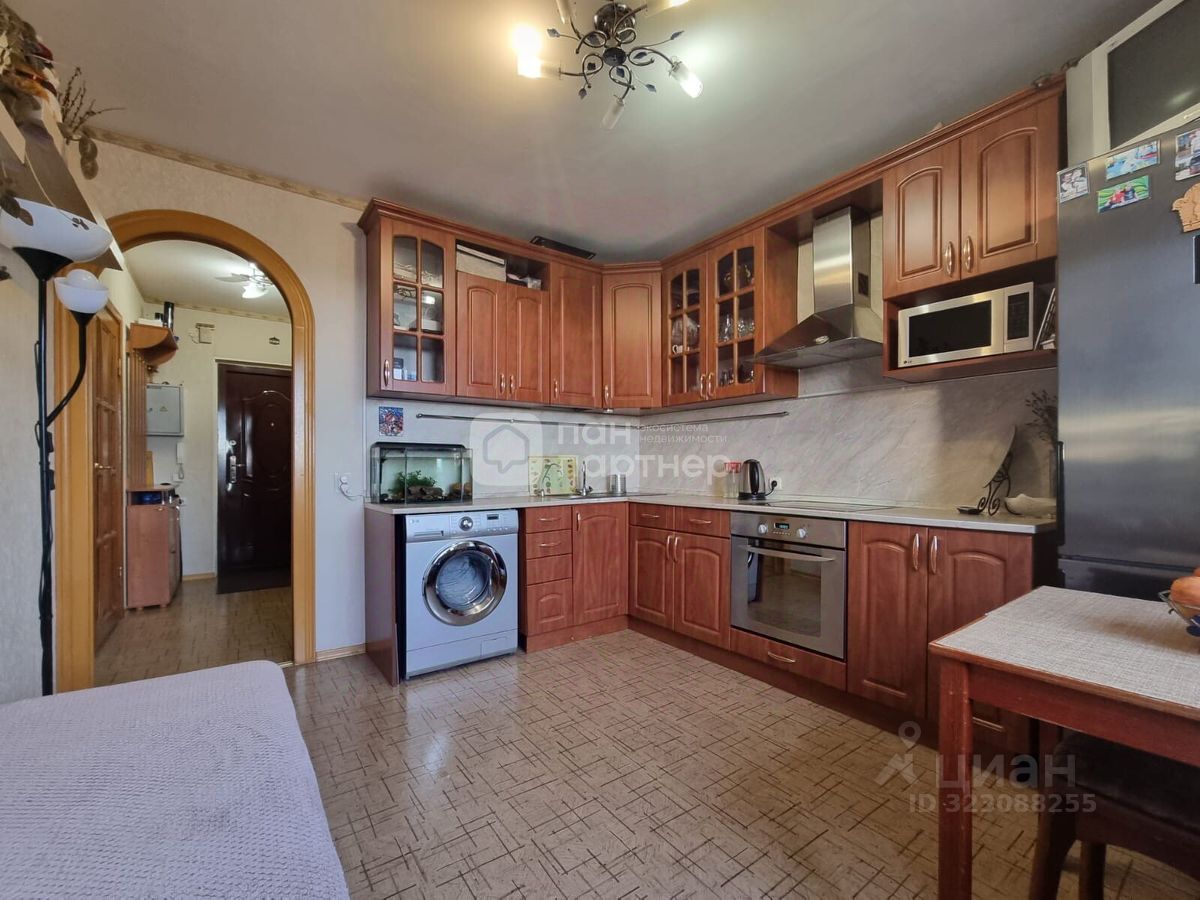 Продажа 1-комн квартиры на вторичном рынке проспект Большевиков, 57к3