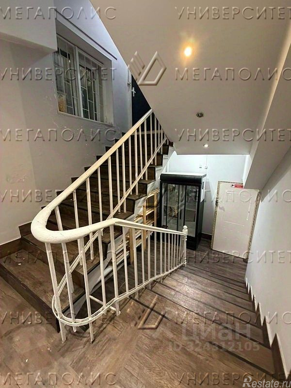 Аренда торгового помещения улица Александра Солженицына,  д. 20