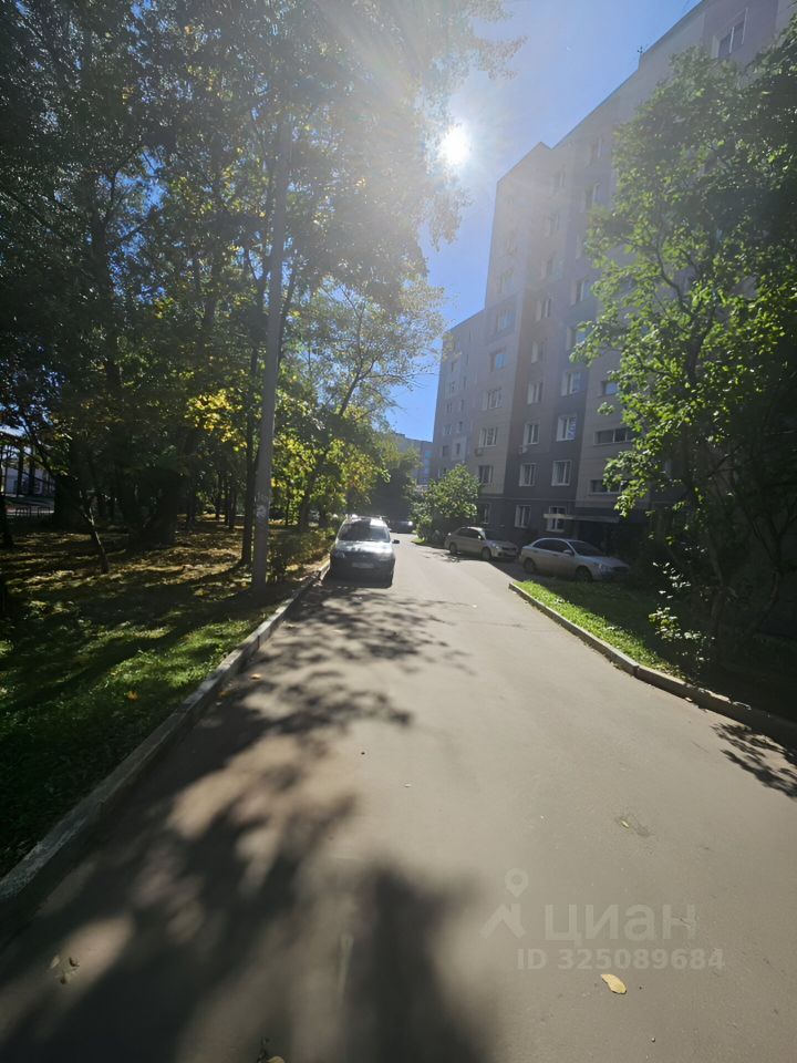 Продажа 3-комн квартиры на вторичном рынке Центральный мкр, улица Корнеева, 38