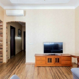 Продажа 2-комн квартиры на вторичном рынке ул Льва Толстого,  д. 23,  к. 7 стр 3