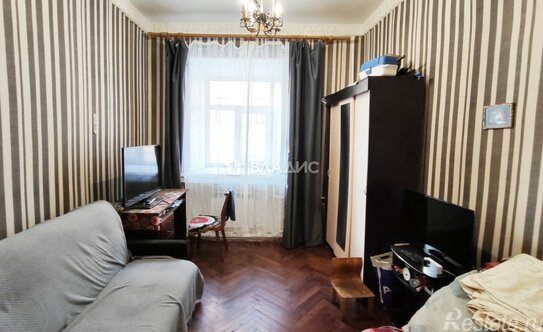 Продажа 2-комн квартиры на вторичном рынке Дровяной пер,  д. 10