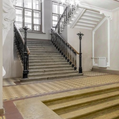 5-комн квартира Казначейская улица, 6