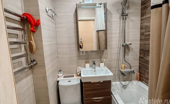 Продажа 2-комн квартиры на вторичном рынке ул Шумкина,  д. 13