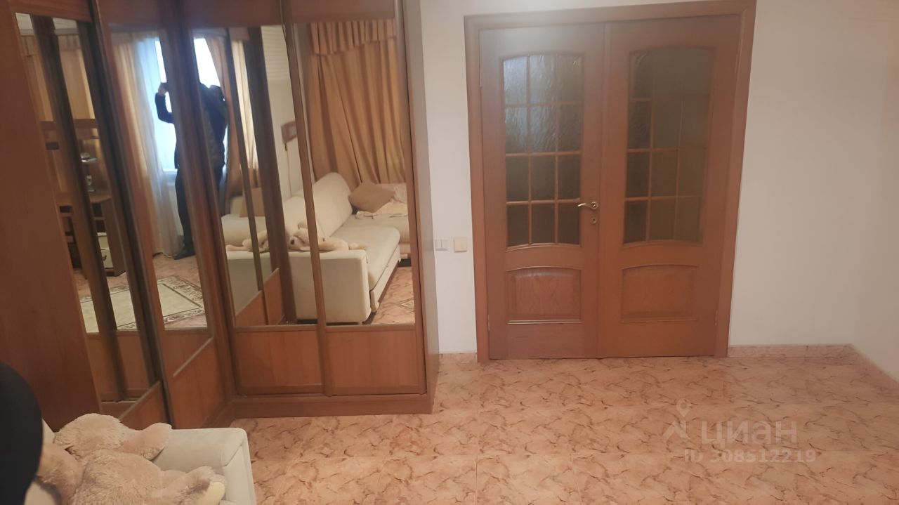 Аренда 2-комн квартиры на вторичном рынке улица Коминтерна, 54К2