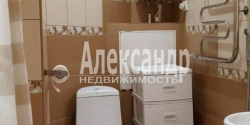 3-комн квартира улица Якубовича, 20