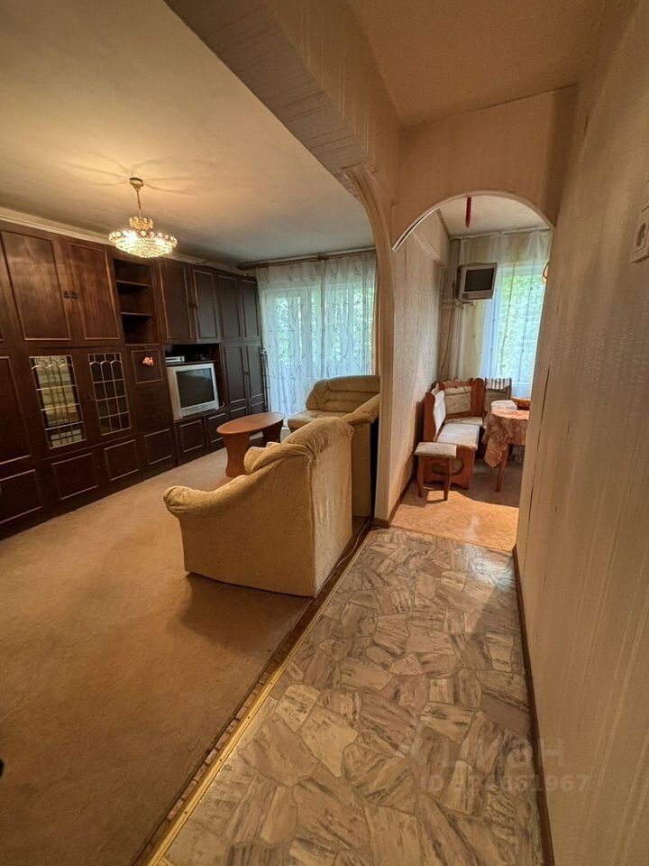 Продажа 2-комн квартиры на вторичном рынке Тихорецкий проспект, 9К2