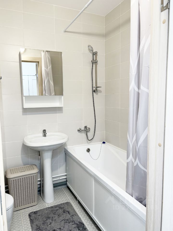 Аренда 1-комн квартиры на вторичном рынке улица Русановская, 18к3