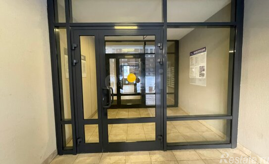 Продажа 2-комн квартиры на вторичном рынке пр-кт Патриотов,  д. 34