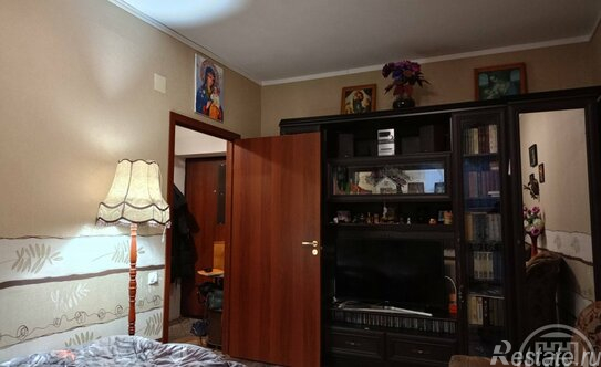 Продажа 1-комн квартиры на вторичном рынке Кировский район, улица Гагарина,  д. 20