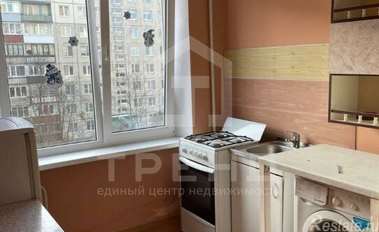 Продажа 2-комн квартиры на вторичном рынке Художников пр-кт,  д. 20 к1